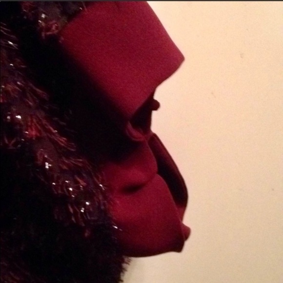 Glistening Romantic Burgundy Crop Jacket From Italy Designed by LIST - Picture 6 of 16